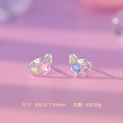 D廠【YC5167E】原創足銀S999元寶彩鋯小馬耳環本命夢幻甜美精緻金路踏寶耳飾
 25.12-3