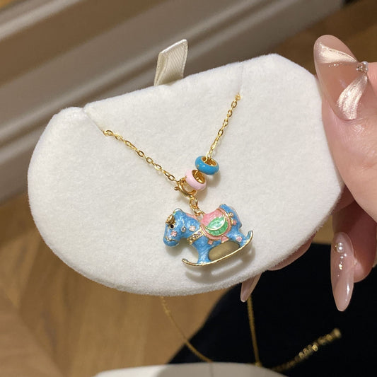 F廠【DQ2236N】馬卡龍歡樂搖搖木馬項鍊女S925純銀輕奢精緻琺瑯生肖馬鎖骨鏈
 25.11-1