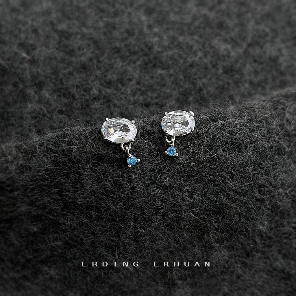 A廠【7080】小巧簡約迷你版微鑲鋯石925銀針新款通勤學生百搭耳環女
 25.11-3