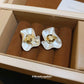 A廠【HE21293】真金電鍍925銀針冷淡風褶皺花朵耳環輕奢時尚耳環簡約高級感耳飾 24.07-2