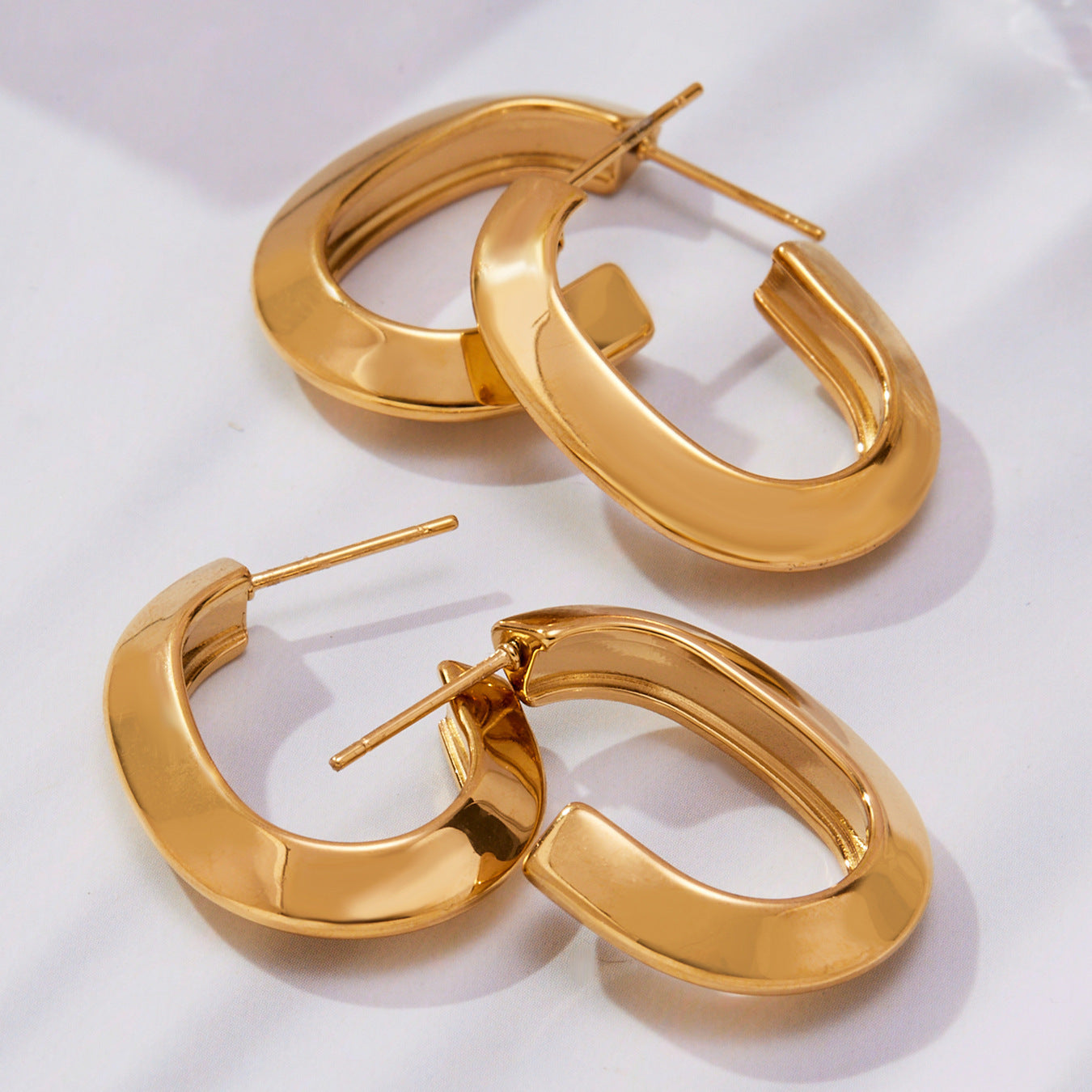 B廠【F623】不鏽鋼凹槽弧面耳環歐美輕奢風小眾設計百搭耳飾鍍18k真金
 25.11-1