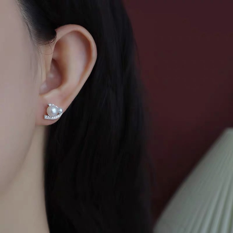 F廠【DQ11398E】S925純銀溫柔氣質仿珍珠耳環女輕奢高級感鑲閃鋯百搭耳飾
 25.10-1