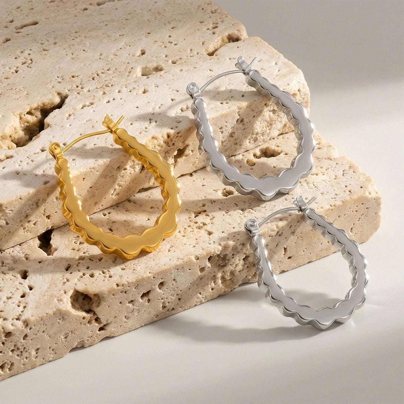 B廠【F053】歐美跨境熱銷款幾何U型凹凸耳環不鏽鋼鍍18k真金簡約時尚百搭耳飾
 26.02-1