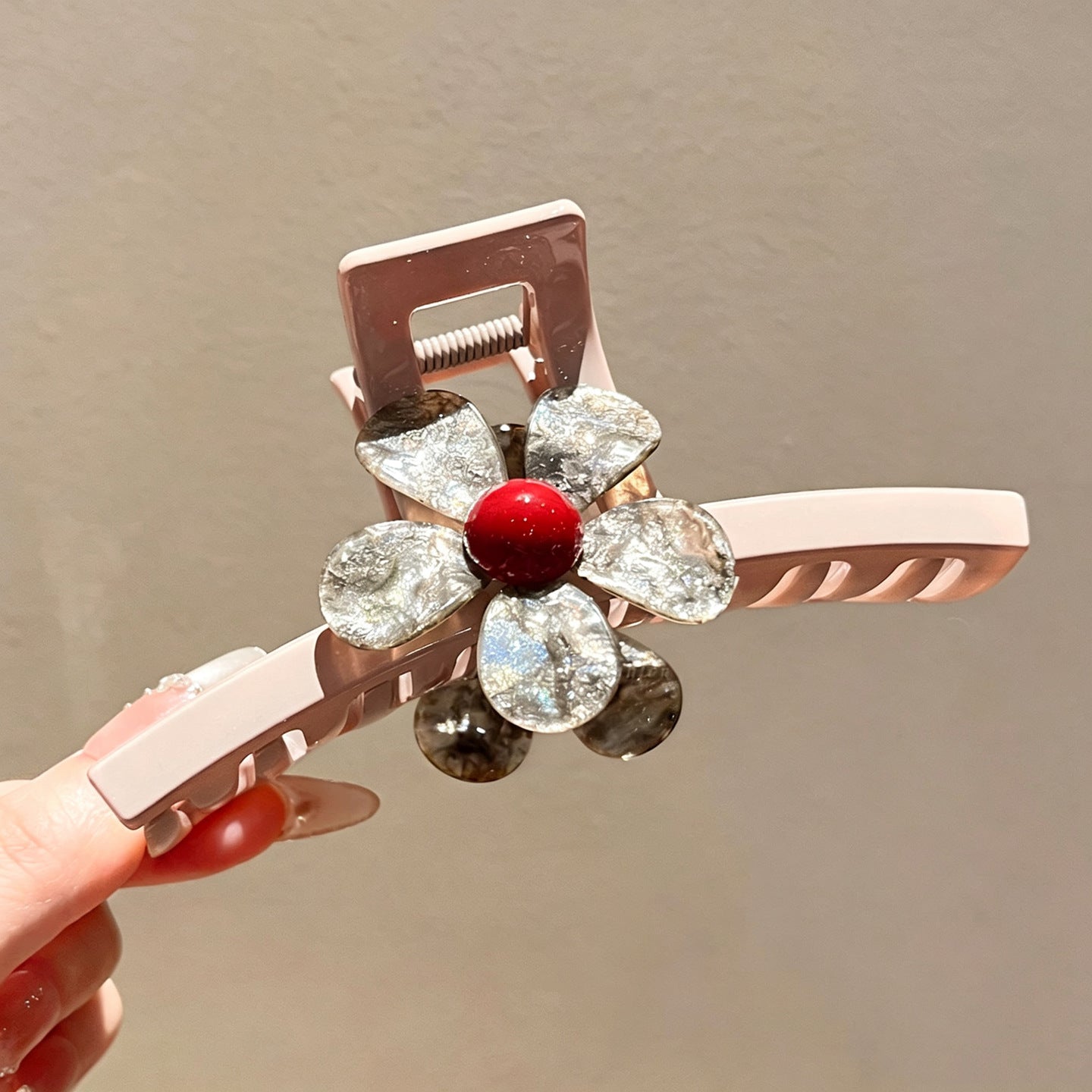 C廠【X565】氣質醋酸花朵珍珠鯊夾大號2026新款高級感後腦勺盤髮頭飾抓夾女 26.07-2