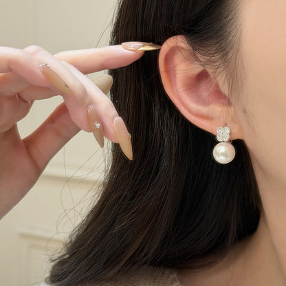 E廠【XDQ10859E】實拍S925純銀日韓輕奢仿珍珠耳扣女高級感四葉草鋯石氣質耳飾
 26.06-2