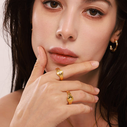 B廠【A735】歐美飾品不鏽鋼鑲鋯石開口戒指小眾設計愛心指環電鍍18k金 25.02-4