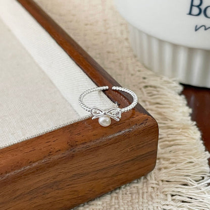 E廠【XDQ8845R】韓國版小眾蝴蝶結淡水珍珠戒指女S925純銀甜美精緻微鑲開口指環
 26.01-1