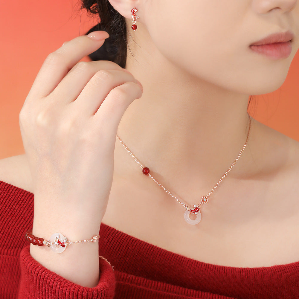 D廠【YC2289N】原創足銀S999紅瑪瑙白玉髓錦鯉平安扣項鍊個性手鍊國風耳環
 25.12-1