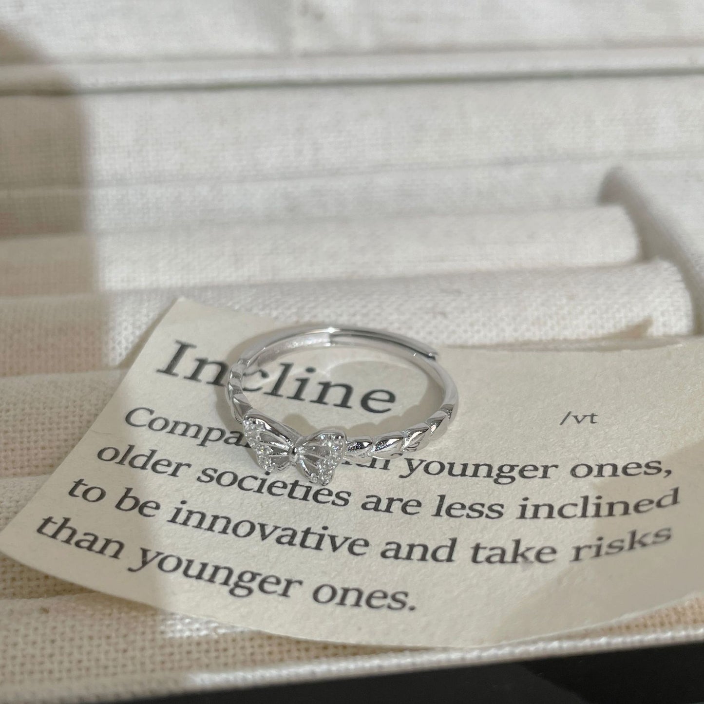 F廠【DQ8549R】小眾設計蝴蝶戒指女S925純銀創意小創意鏤空微鑲素圈開口指環 25.07-4