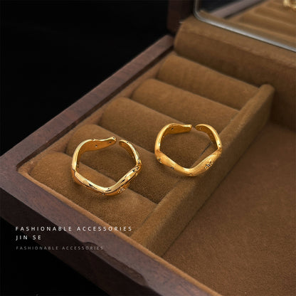 A廠【5426】芒星微鑲鋯石鍍18K真金指環拉絲質感不規則開口可調戒指 食指戒 25.01-3