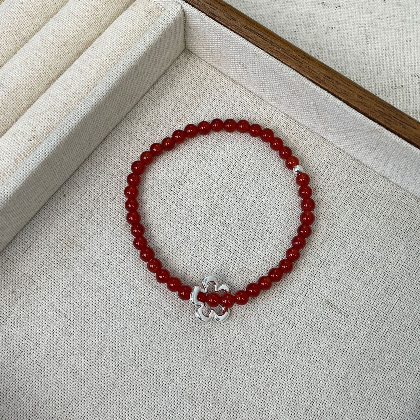 E廠【XDQ0589S】韓系ins風花朵紅瑪瑙手串女S925純銀氣質顯白百搭手環手飾品
 25.11-3