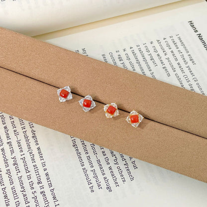 E廠【XDQ10377E】復古簡約南紅瑪瑙四葉草耳環女S925純銀氣質輕奢鑲鋯石耳飾品
 25.12-3