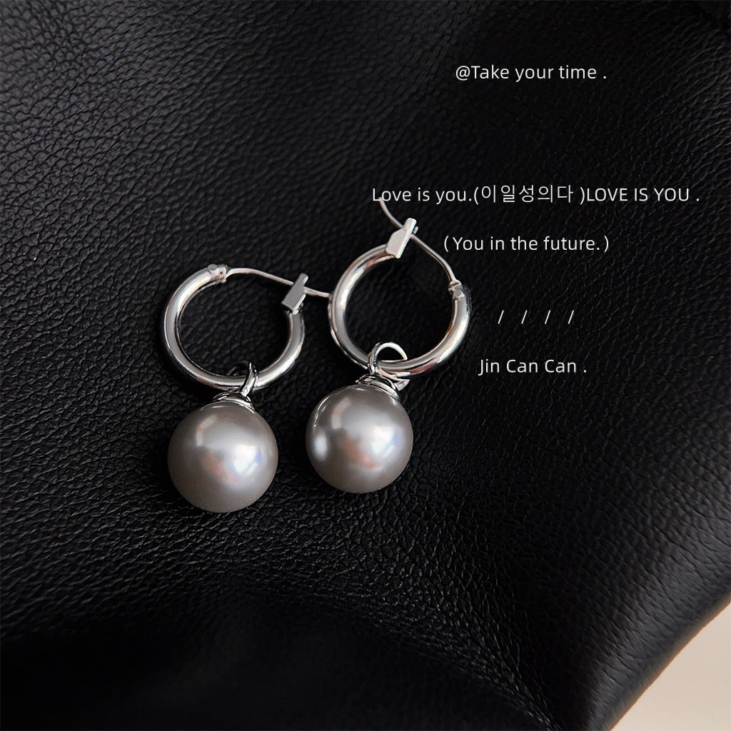 C廠【3307】冷淡風高級感爆款質感灰色珍珠耳環時尚通勤輕奢真多麻灰耳環耳環
 25.11-1