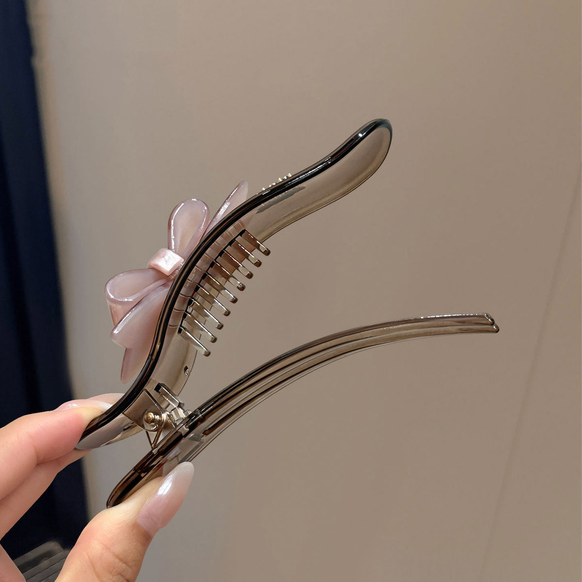 C廠【X828】懶人後腦勺盤髮鴨嘴夾新款大號抓夾高級感醋酸蝴蝶結髮夾通勤髮飾
 26.09-1「C廠-單筆結帳需滿，NT$500出貨(不含運費)」