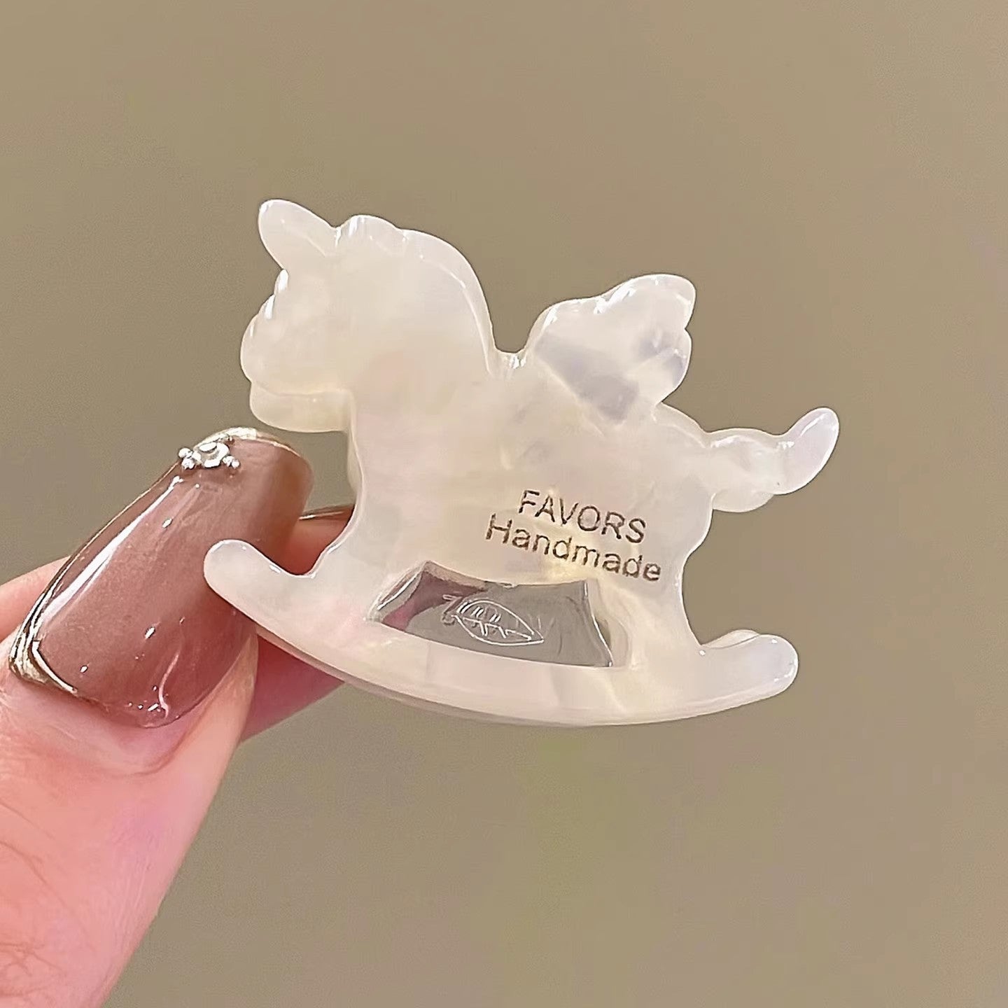 C廠【X8】韓國醋酸小馬抓夾小號女後腦勺半紮髮夾頭飾高級感氣質側邊瀏海夾
 26.03-2