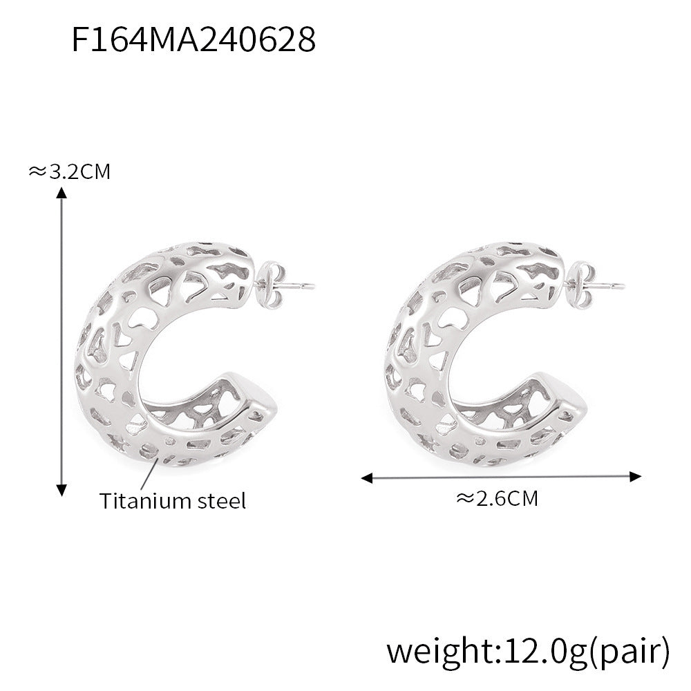 B廠【F164】INS新款鈦鋼鍍18k金鏤空C型耳環女網紅潮流款時尚個性不褪色耳環 24.07-1