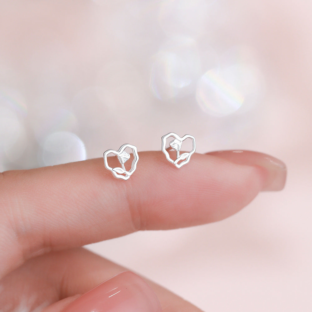 D廠【YC2447E】足銀S999愛心耳環韓風氣質甜美養耳洞溫柔精緻設計感小眾耳飾
 26.03-2