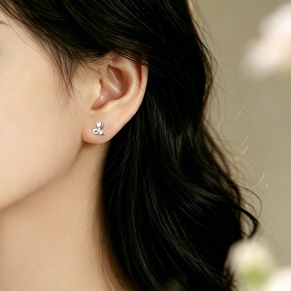 D廠【YC2884E】足銀999高級感花螺絲耳環女輕奢清新韓風氣質小眾精緻耳飾
 26.04-4