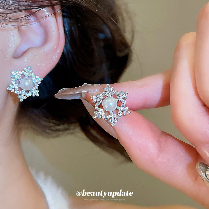 A廠【HE29327】925銀針鋯石鏤空雪花珍珠耳環精緻優雅輕奢氣質耳環小眾高級感耳飾女
 25.11-2