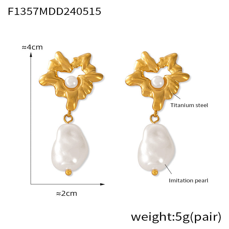 B廠【F1357】法式復古優雅耳飾INS風經典鈦鋼鍍18k金熔岩感愛心貝珠吊墜 24.05-4