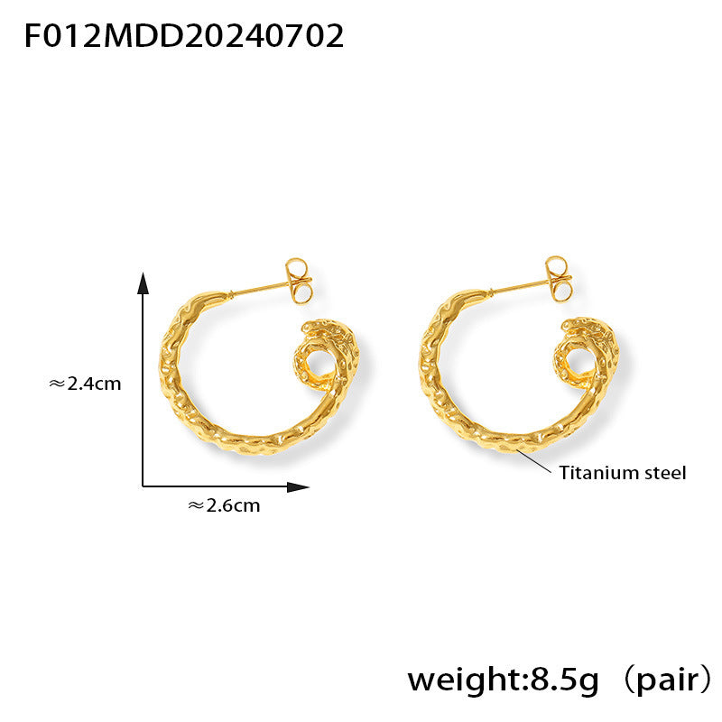 B廠【F012】歐美跨國個性設計感褶皺C型耳環鈦鋼鍍18k金ins輕奢百搭耳飾 24.07-2