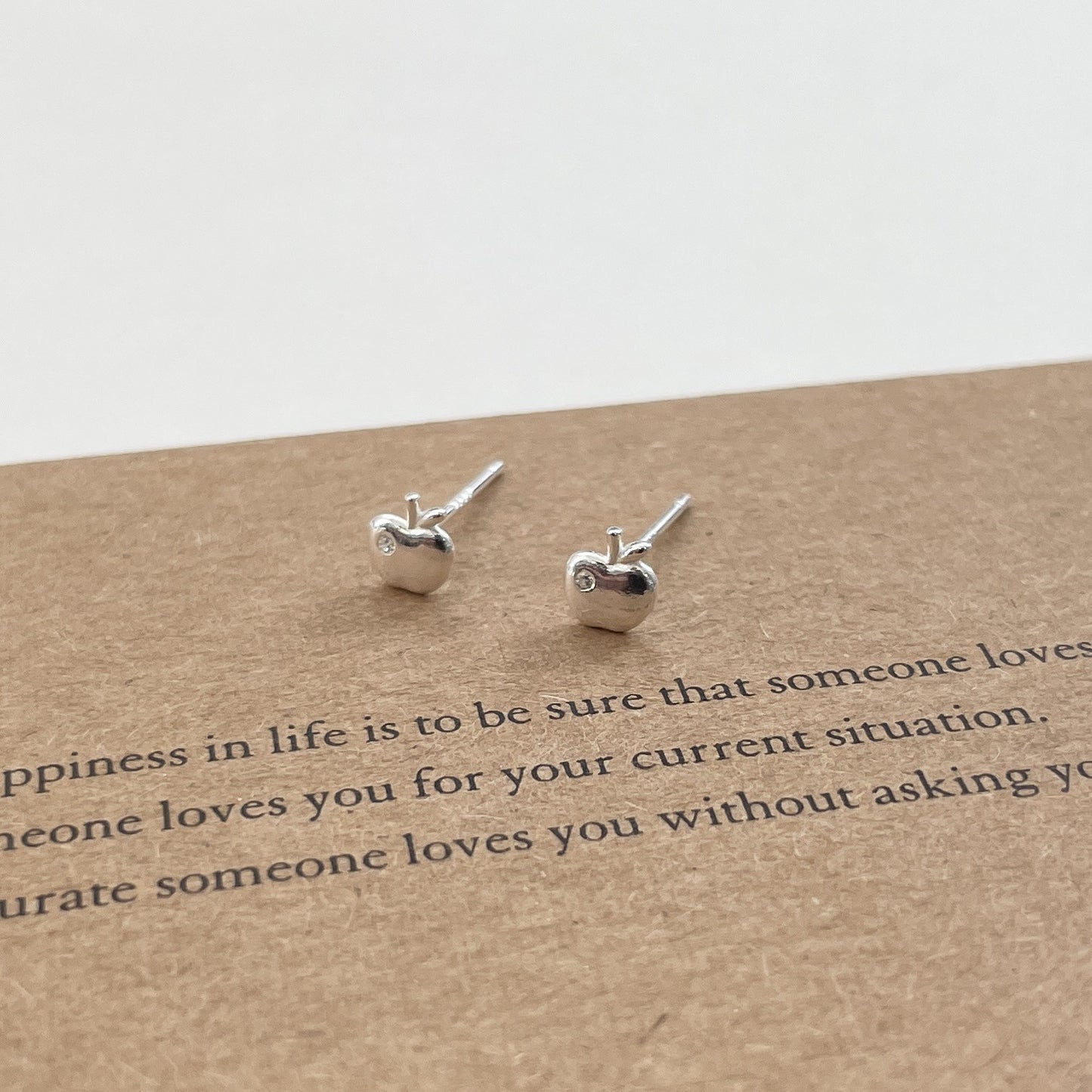 F廠【XDQ11130E】小眾簡約感S999純銀迷你蘋果耳環女簡約創意設計養耳洞耳飾品
 25.11-2