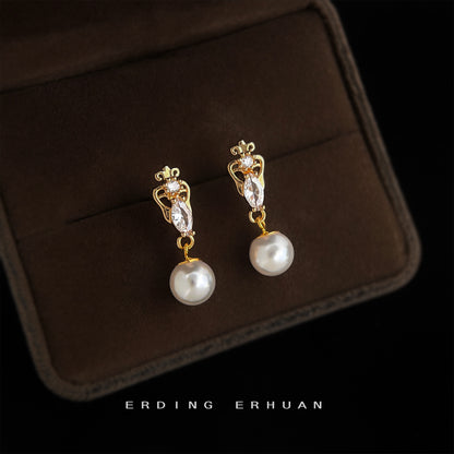 A廠【6889】時尚輕奢風微鑲鋯石小香風珍珠耳環氣質簡約通勤百搭耳環飾品
 25.10-3