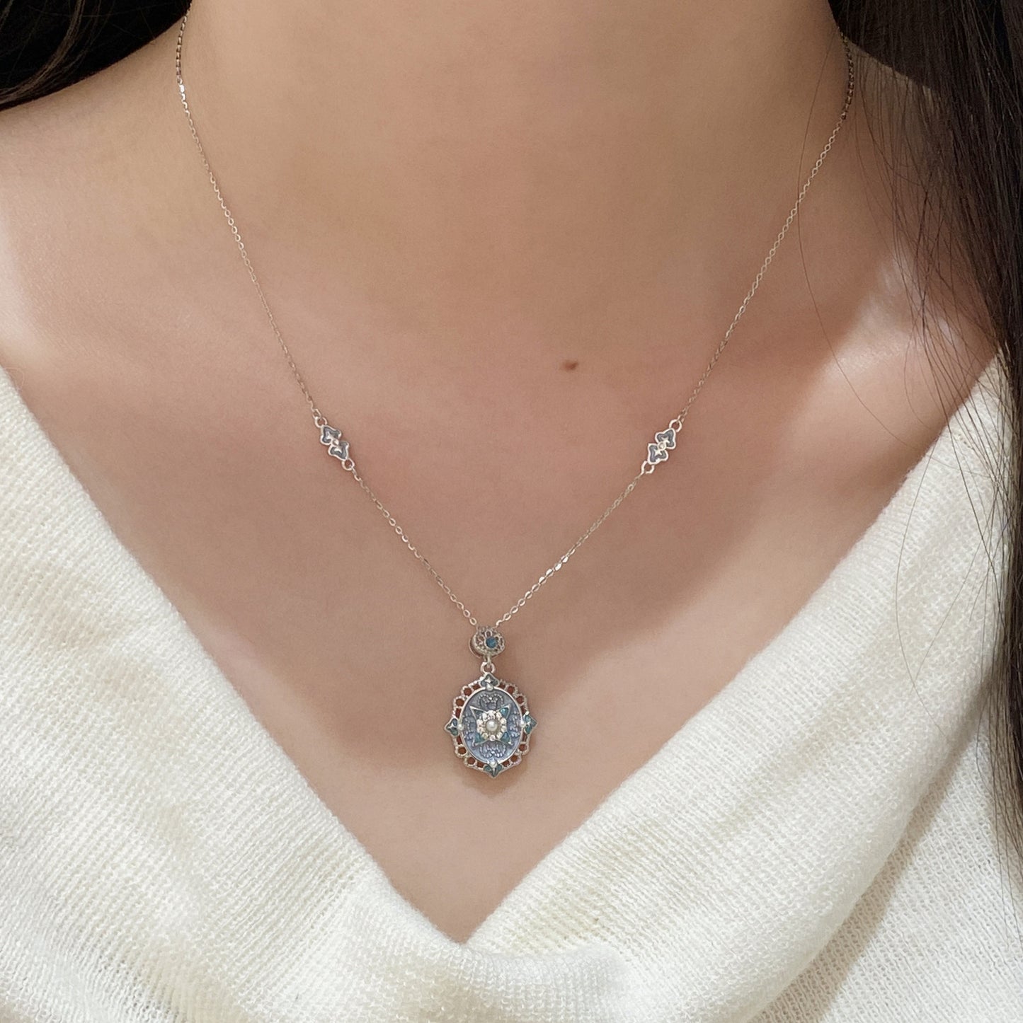 F廠【XDQ0046N】S925純銀復古宮廷風星芒琺瑯項鍊女高級感祥雲滴油氣質鎖骨鏈
 25.11-1