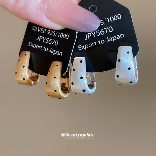 A廠【WE4240】18k真金電鍍拉絲U型吊墜波點耳扣歐美金屬耳環時尚小眾設計感耳飾
 25.09-2