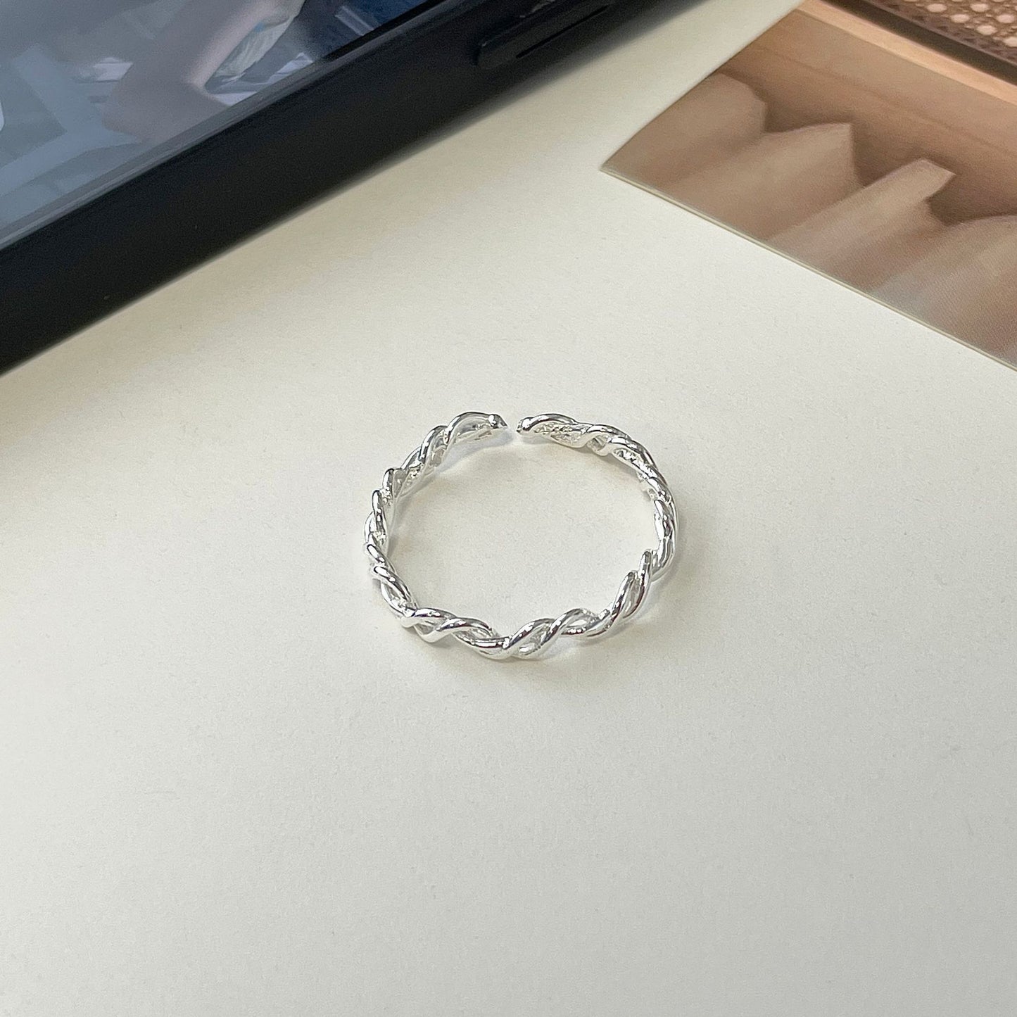 E廠【XDQ8771R】S925純銀韓版簡約線條纏繞戒指女小眾設計編織麻花開口指環潮
 26.03-1