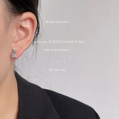 A廠【B579】香水瓶優雅珍珠迷你耳環法式簡約設計感微鑲鋯石幾何高級感耳飾品 25.01-2