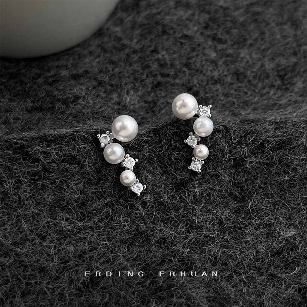 A廠【7201】微鑲鋯石個性925銀針幾何不規則新款時尚通勤新款耳環耳環女
 25.12-1