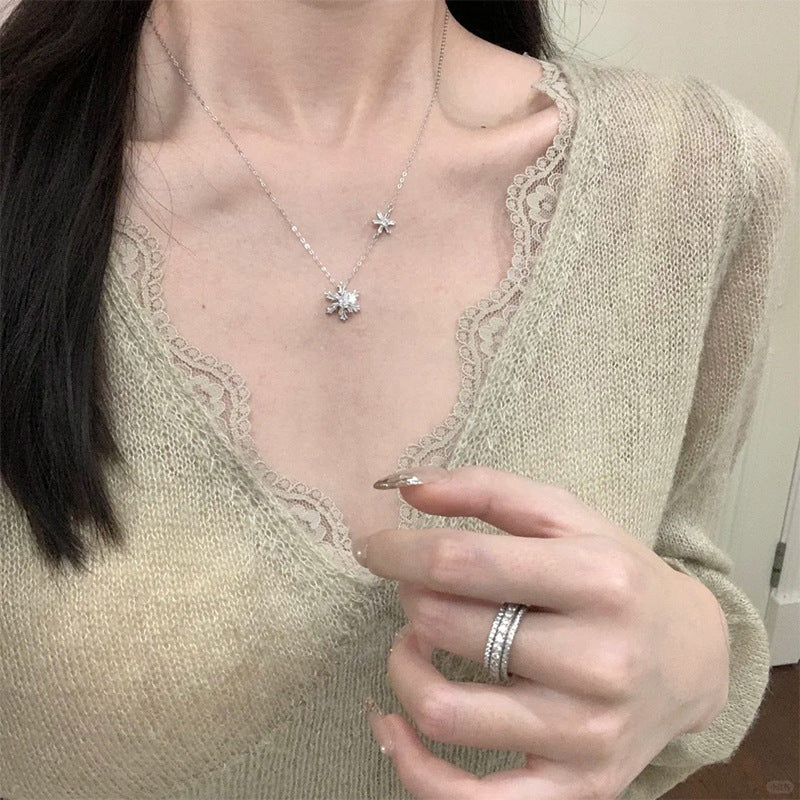 F廠【DQ0285N】簡約時尚轉轉雪花項鍊女S925純銀輕奢設計閃鑽冰晶雪花鎖骨鏈
 25.09-1