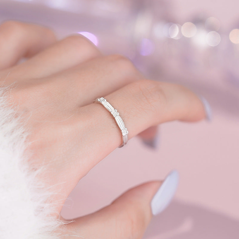 E廠【YC4122R】S925銀淡雅桂花戒指女高級文藝優雅清新個性新款百搭甜美戒指
 25.10-3