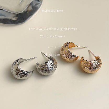 A廠【3275】高級感冷淡風鍍14K金屬感C型耳環弧形半彎耳環設計感耳飾飾品 25.06-3