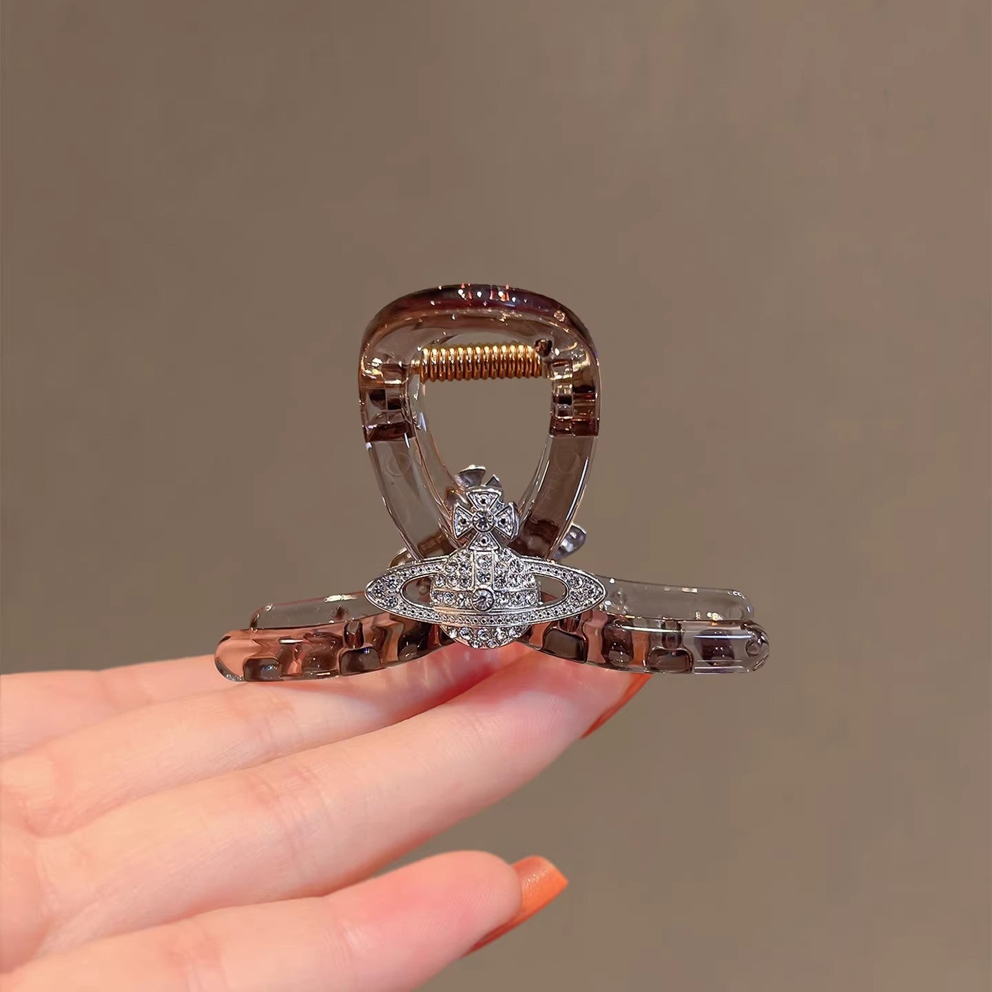 C廠【X98】韓系時尚百搭盤髮抓夾頭飾透灰色半紮髮鯊魚夾2026新款髮量少髮夾
 26.04-3