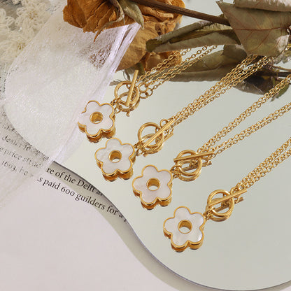 B廠【P132】日韓小清新小眾白海貝花朵OT扣項鍊女鈦鋼鍍18K金不掉色吊墜 25.03-1