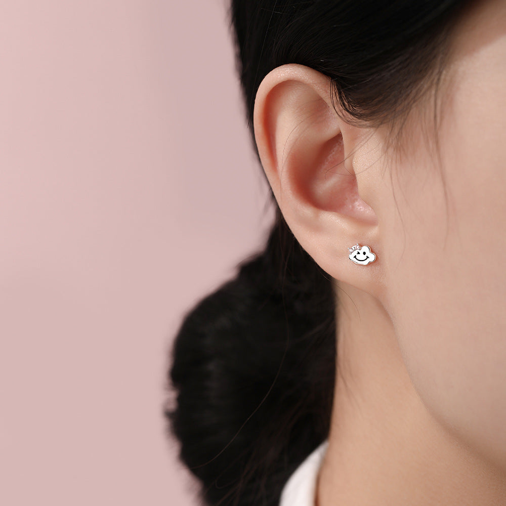 D廠【YC3703E】原創足銀S999雲朵笑臉耳環可愛卡通清新百搭甜美小眾簡約耳飾
 25.12-2