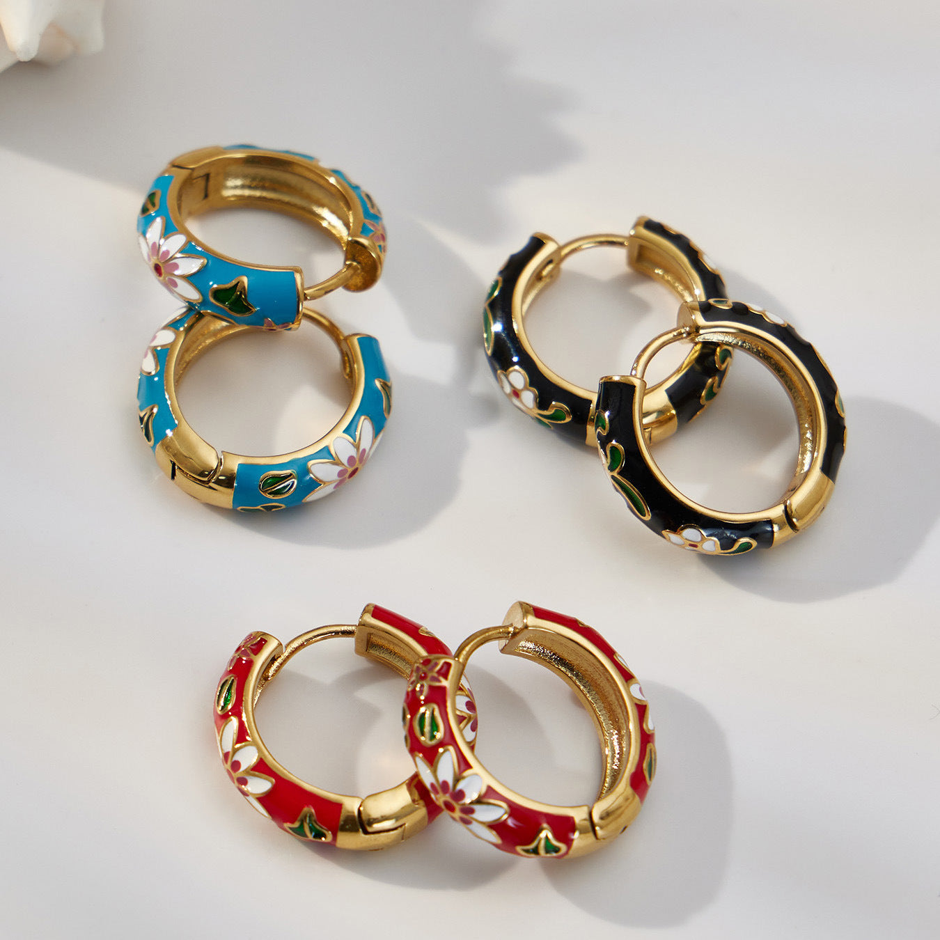 B廠【F1156】新中式琺瑯彩釉印花圓圈耳扣不銹鋼鍍18k真金彩色滴油花朵耳環女
 25.12-4