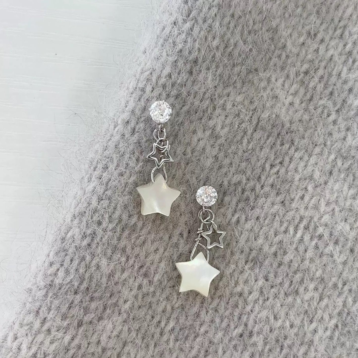E廠【XDQ10705E】S925純銀小眾設計貝殼星星耳環女簡約高級感鏤空星形氣質耳飾
 26.04-3