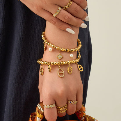 B廠【Z611】歐美個性時尚設計豬鼻子多吊墜開口手鐲組合微鑲嵌鋯石高質感手環
 26.04-3