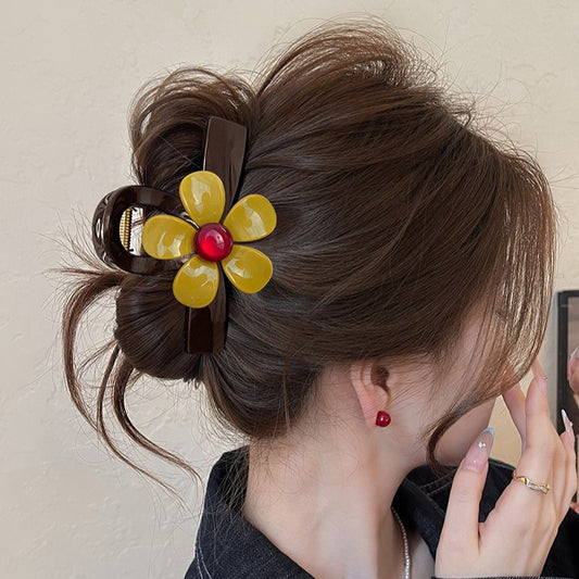 C廠【X157】紅珠花朵抓夾女2026新款巧克力棕色鯊魚夾高級感頭髮夾巨好看髮飾
 26.04-4