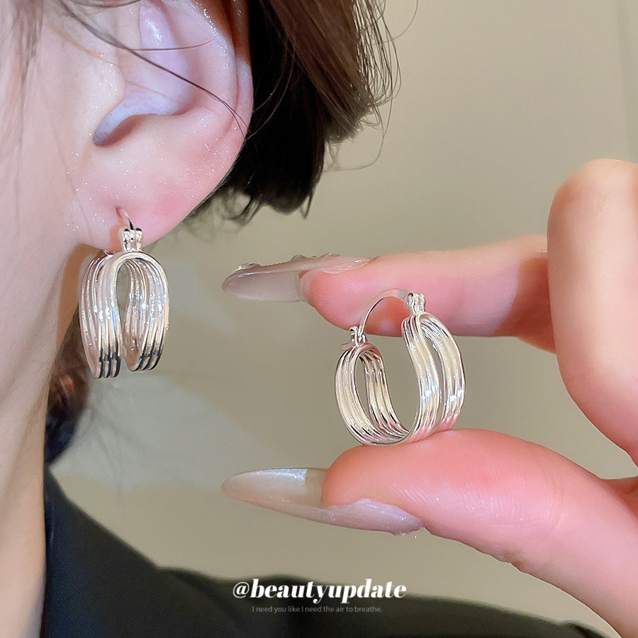 A廠【WE4921】18k真金電鍍歐美幾何橢圓形鏤空扣時尚百搭耳環小眾設計感耳飾
 25.10-4