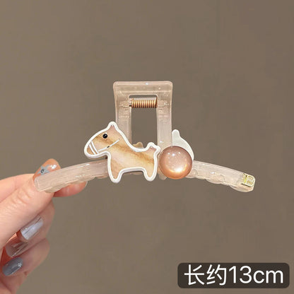 C廠【X346】韓版2026新款小馬黑色抓夾品質壓克力盤髮夾後腦勺大鯊魚夾髮飾
 26.06-1「C廠-單筆結帳需滿，NT$500出貨(不含運費)」