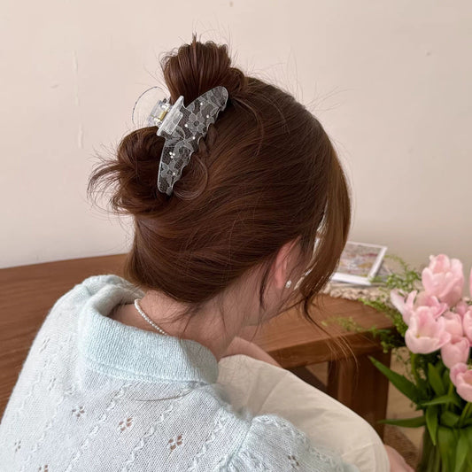 C廠【X69】韓系蕾絲水鑽抓夾女款2026新款後腦勺盤髮鯊魚夾髮夾百搭頭飾髮飾
 26.04-1