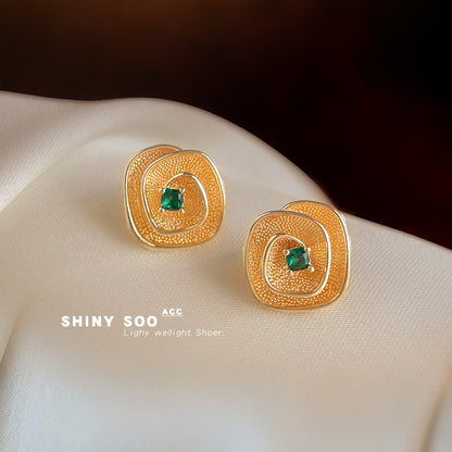 C廠【6954】文藝復古時尚高級感微鑲鋯石幾何立體方形925銀針耳環耳飾女
 25.10-4