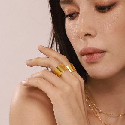 B廠【A006】寬版光面戒指冷淡風簡約開口戒指不鏽鋼PVD鍍18K真金食指戒 25.03-1