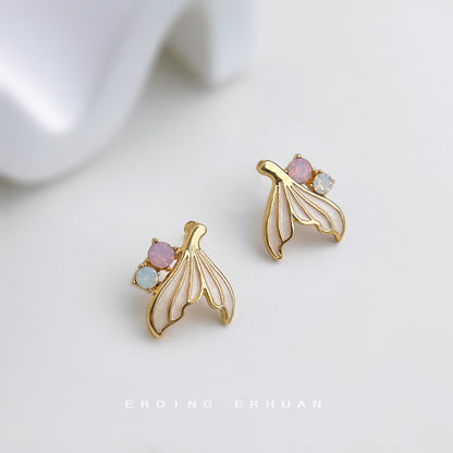 A廠【6226】清新創意魚尾琺瑯滴釉鑽耳環時尚高級感簡約通勤趣味耳飾 25.06-2