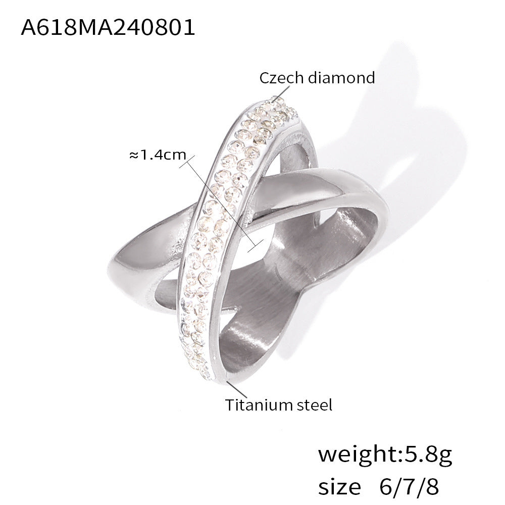 B廠【A618】跨國熱銷簡約個性X型鑲鑽戒指歐美風幾何不規則設計鈦鋼鍍18k真金 24.08-2