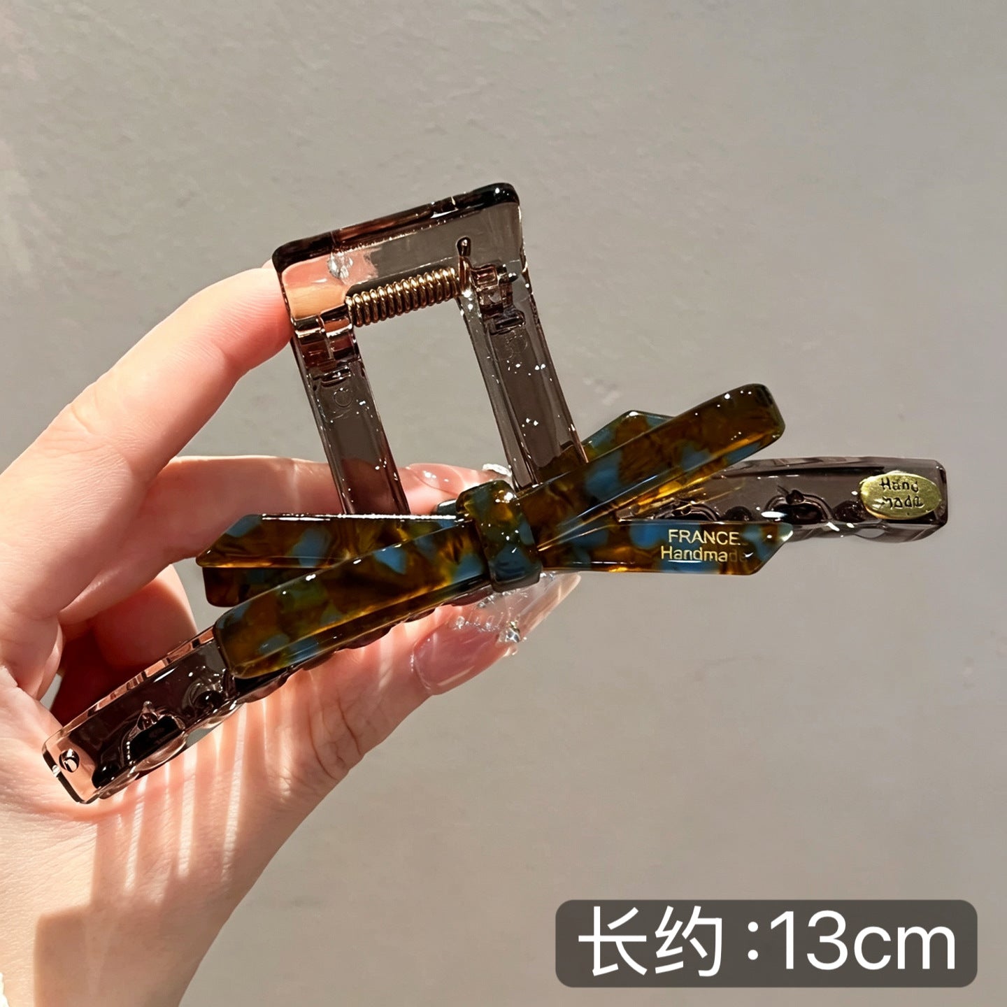 C廠【X432】高級感醋酸蝴蝶結抓夾女2026新款設計感髮夾後腦勺大號鯊魚夾髮飾
 26.06-2